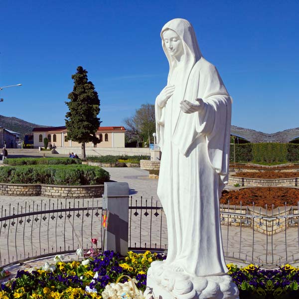 TCH-38 Church outdoor decor catholic marble sculptures of Madonna Medjugorje Statue